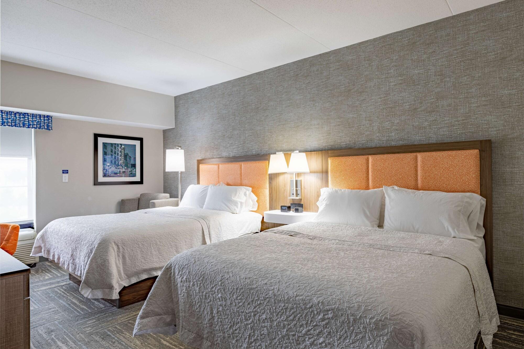 Hampton Inn & Suites Knoxville-Downtown Extérieur photo