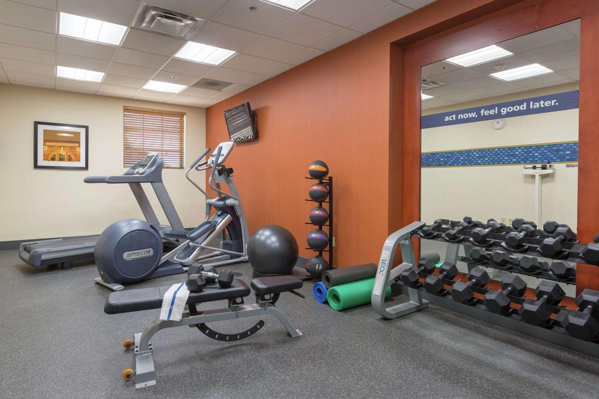 Hampton Inn & Suites Knoxville-Downtown Extérieur photo