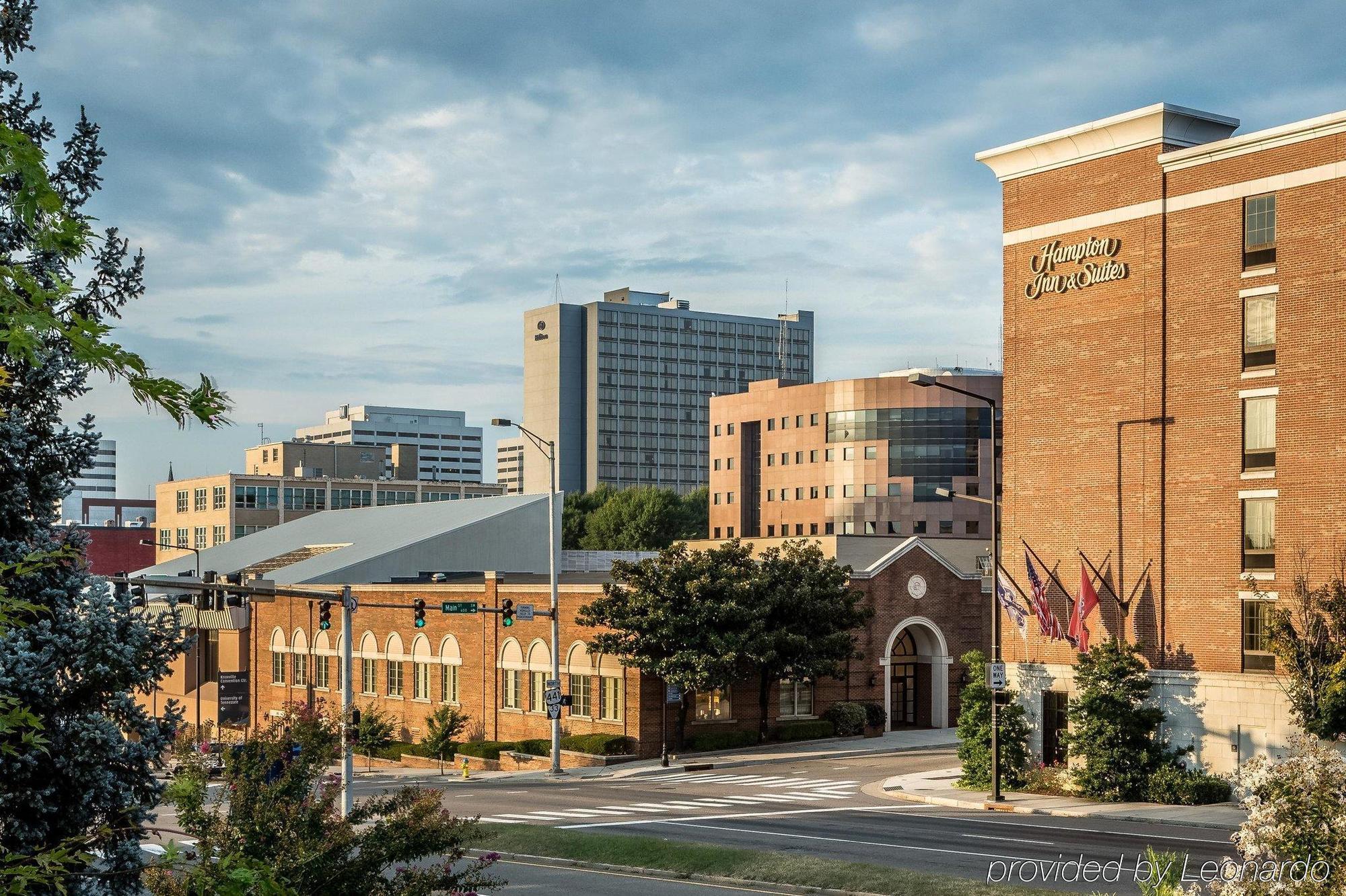 Hampton Inn & Suites Knoxville-Downtown Extérieur photo